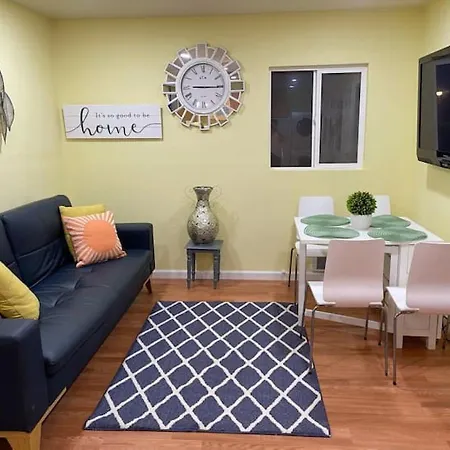 Warm And Comfy Antioch Cottage, Close To Everything